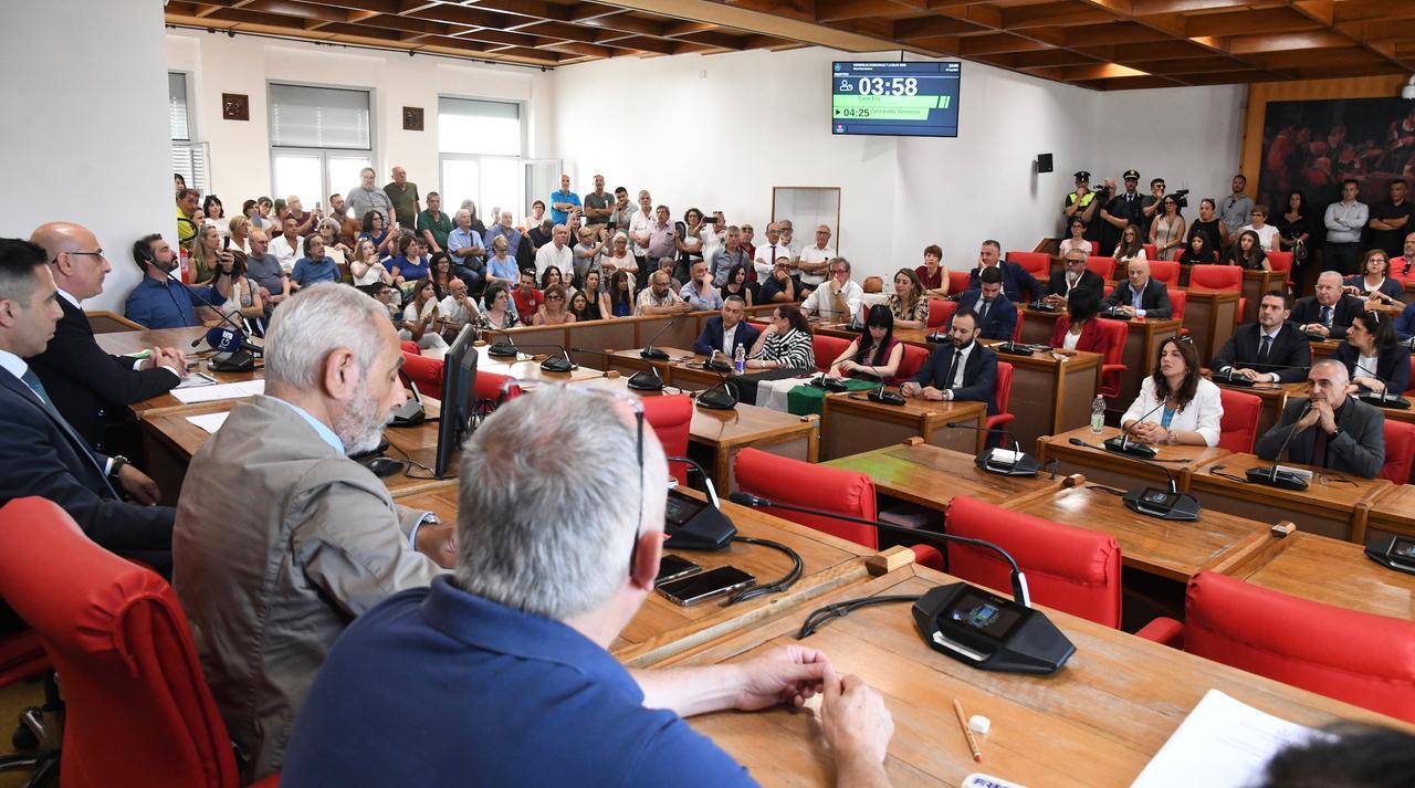 
	Il consiglio comunale di Nuoro (foto di Massimo Locci)

