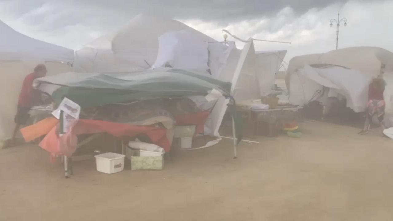 Il momento in cui è arrivata la bufera sulla Terrazza
