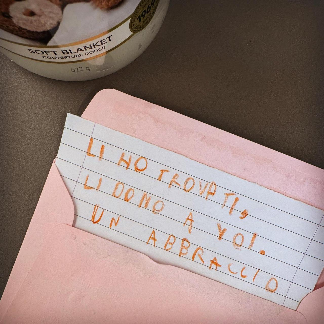 Casina, bambino trova soldi e li dona alla Caritas