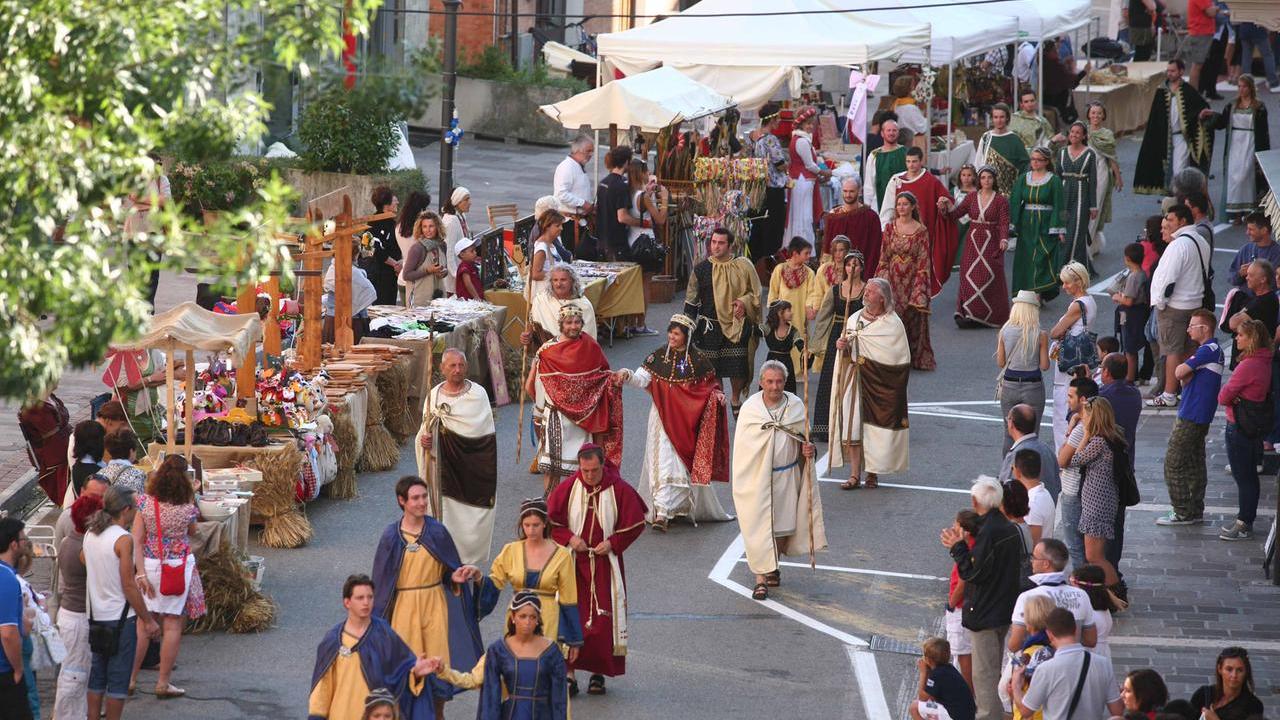 A Baiso nel fine settimana torna “la Tavola di Bisanzio”, domenica il corteo storico con 150 figuranti