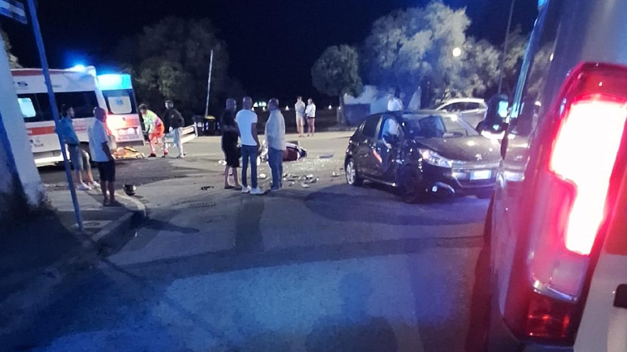 L'incidente all'incrocio fra viale Italia e via Angioletti