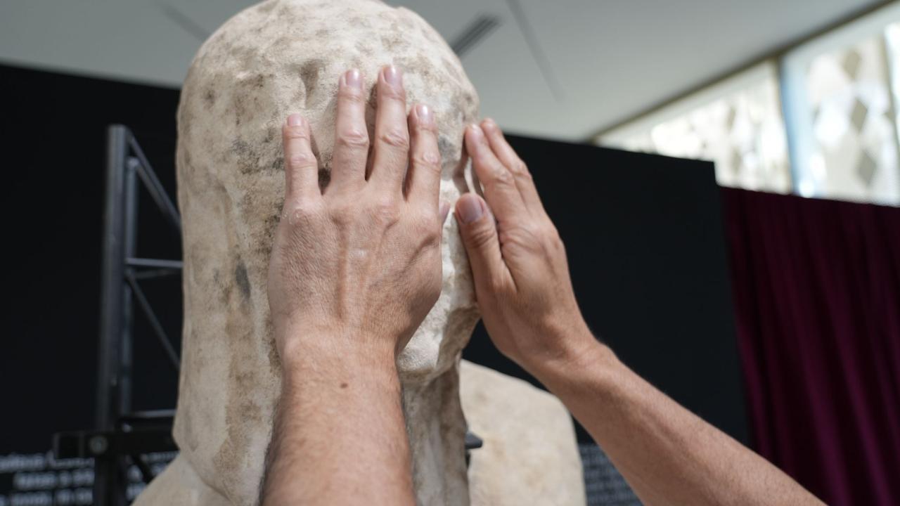 Ciechi e ipovedenti tra i giganti di Mont ‘e Prama grazie al Braille