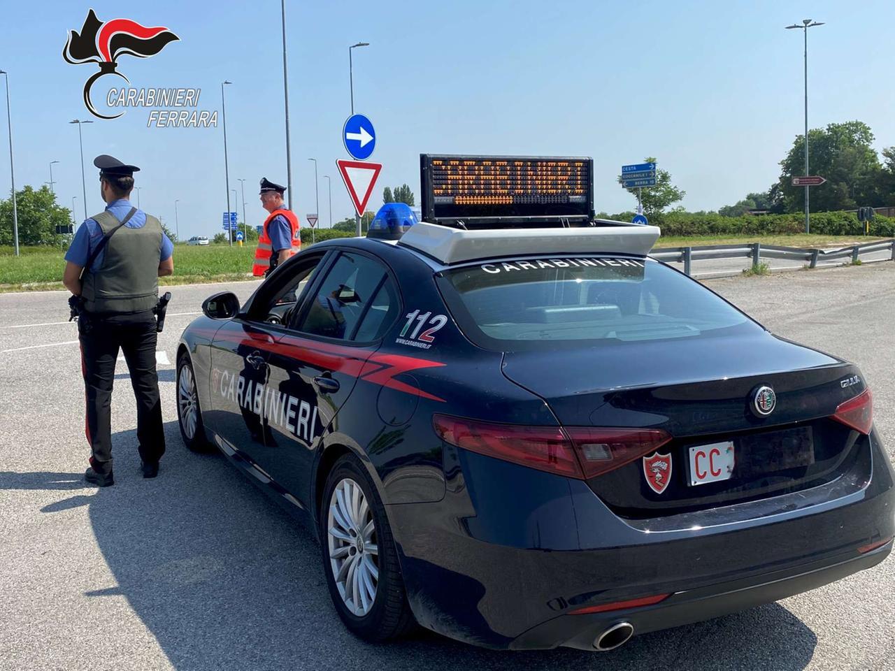 Ubriaco, si scaglia contro la madre. 57enne arrestato a Copparo