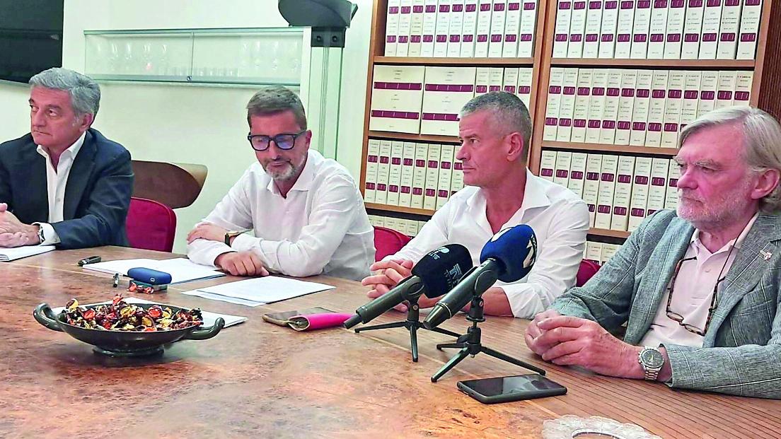 Toccafondi al capezzale del Prato calcio: ha versato 100mila euro. Serve un milione