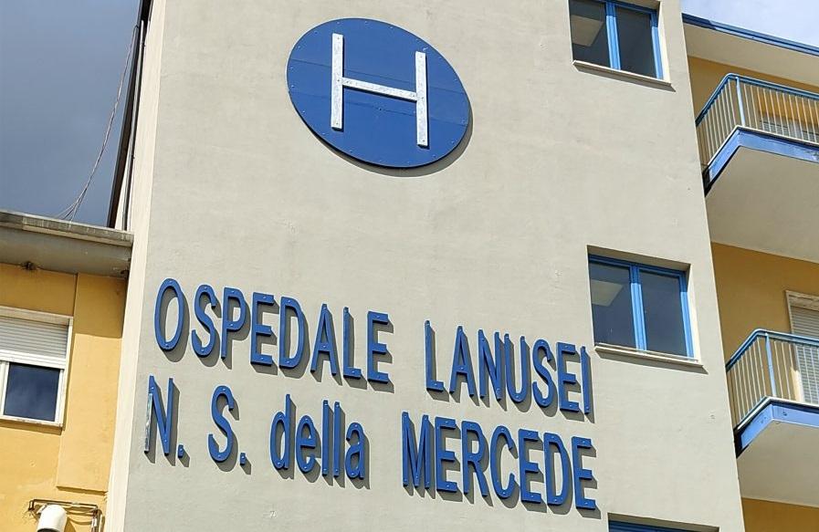 Lanusei ingresso dell'ospedale Nostra Signora della Mercede
