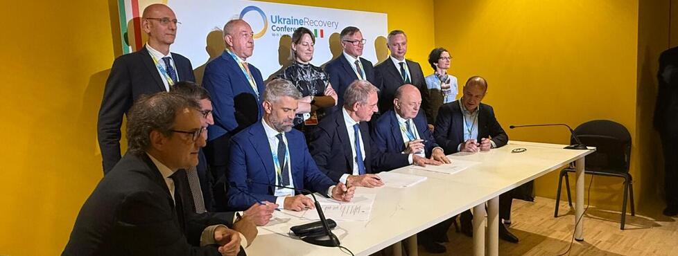 Firmato l'accordo Metinvest: Piombino pilastro anche per la rinascita dell'Ucraina. Fabbrica green e posti di lavoro: cosa prevede