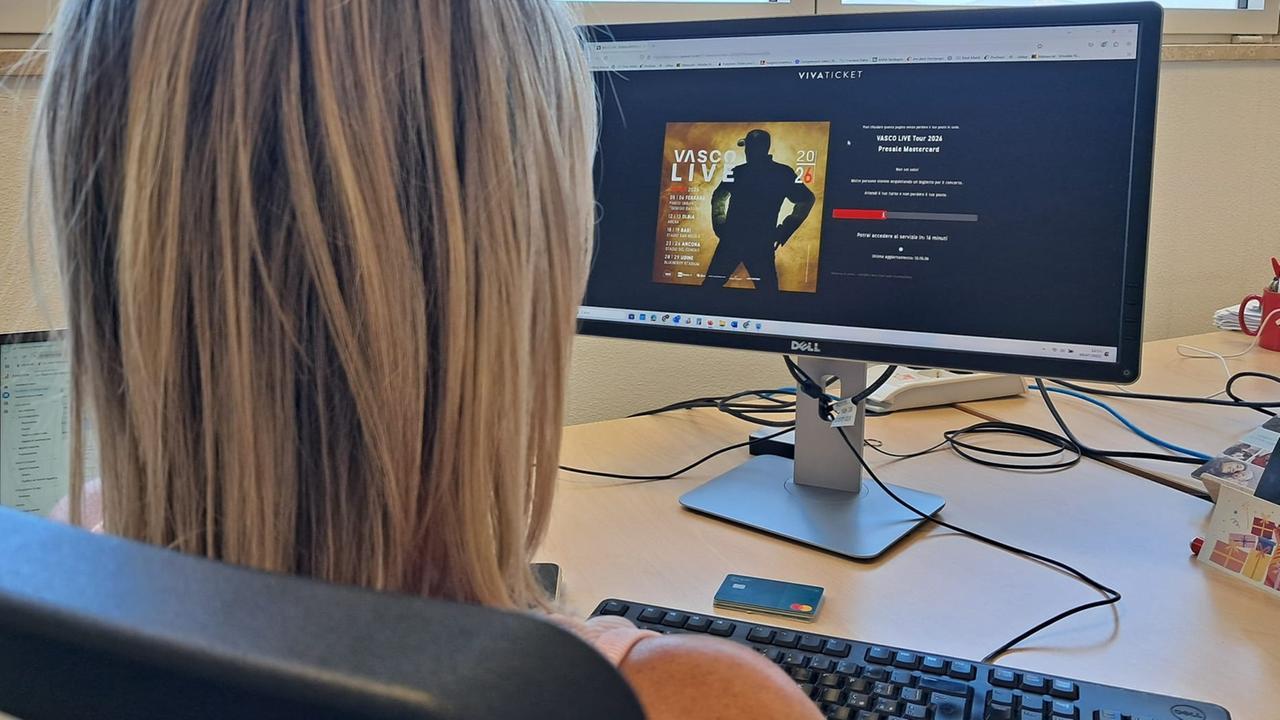 Olbia, tutti pazzi per Vasco: il doppio concerto è sold out