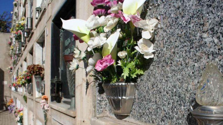 È morto da sette mesi ma continua a ricevere le bollette telefoniche