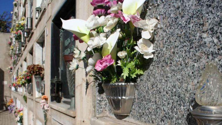 È morto da sette mesi ma continua a ricevere le bollette telefoniche