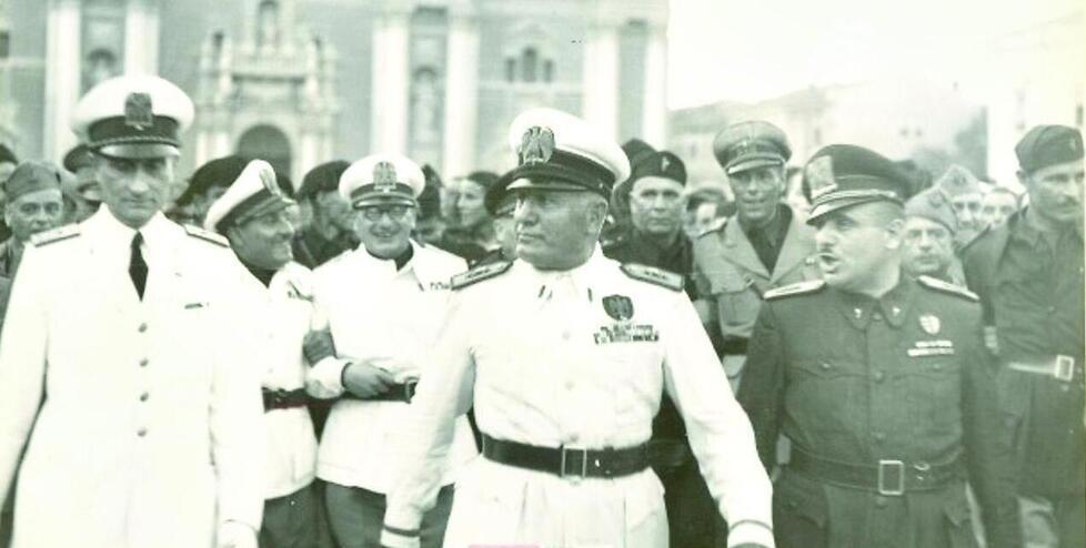 Carpi revoca la cittadinanza onoraria al duce Benito Mussolini: «Era una scelta doverosa»