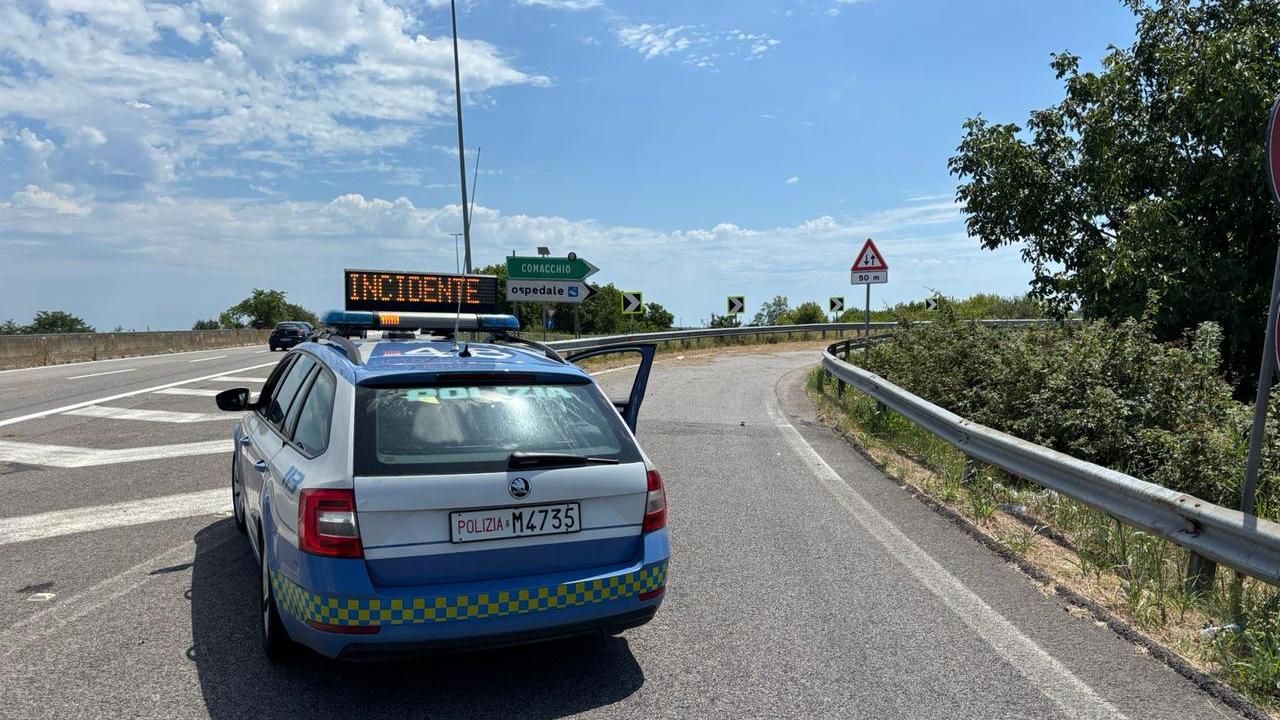 Sabato nero sulle strade per il mare. Incidenti su Super, Acciaioli e Romea: traffico rallentato