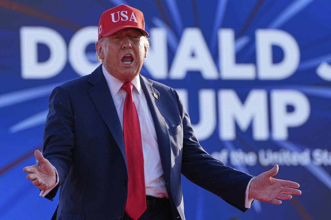 
	Donald Trump durante un comizio

