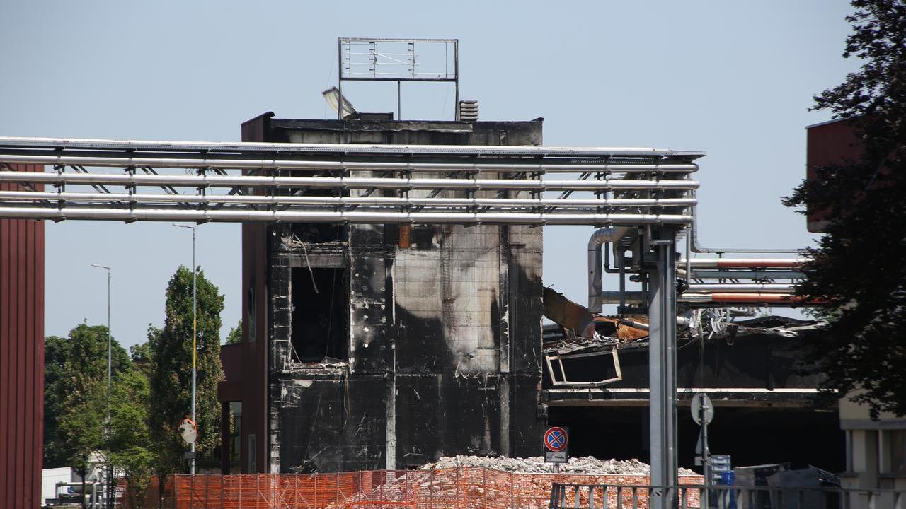 Incendio Inalca, l’assessora Bonvicini: «Ad un certo punto l’azienda si è chiamata fuori, ma ora il Comune ha intenzione di rivalersi»