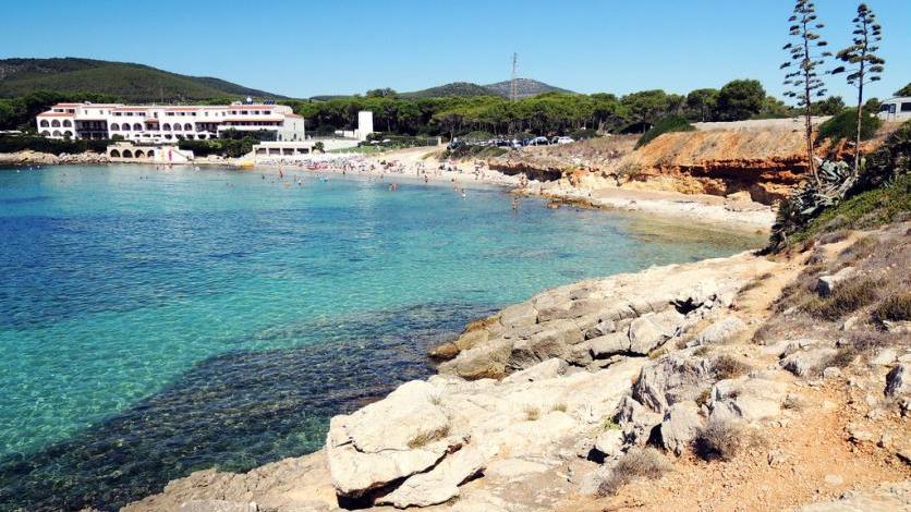 Alghero, si può di nuovo fare il bagno a Punta Negra