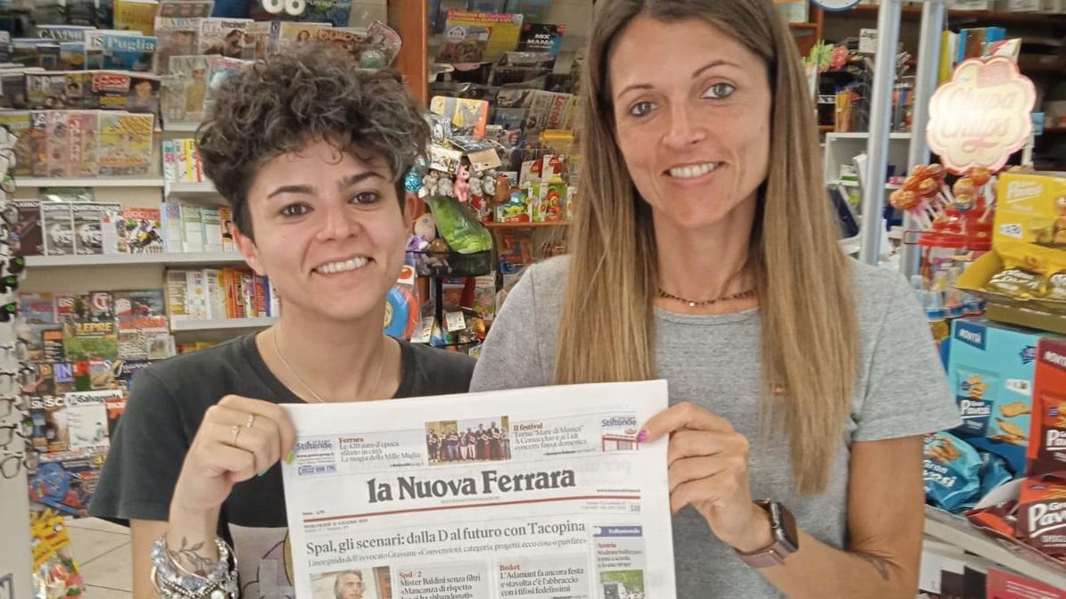 L’edicola tabacchi di Rita Cenacchi da vent’anni al fianco di Jolanda