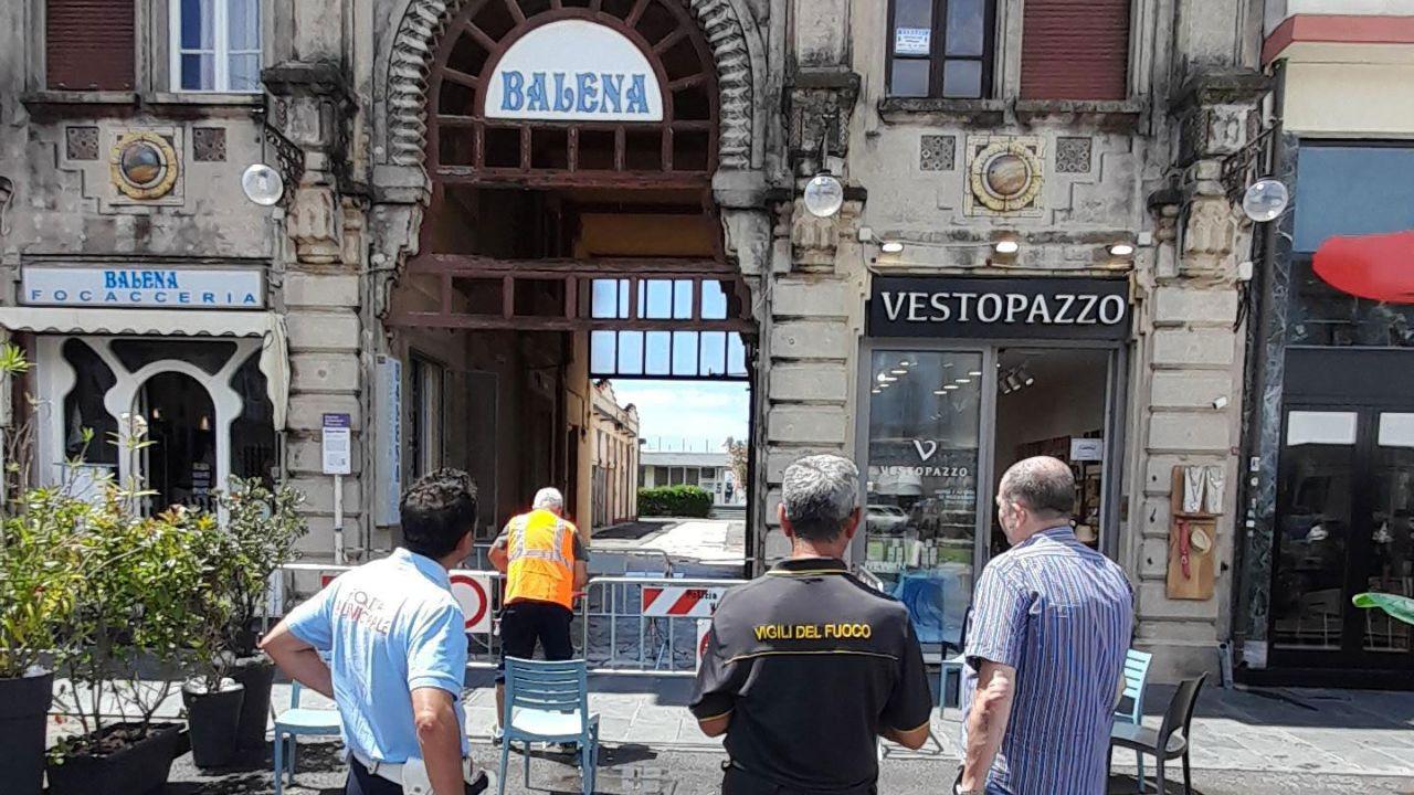 
	Il crollo al bagno Balena

