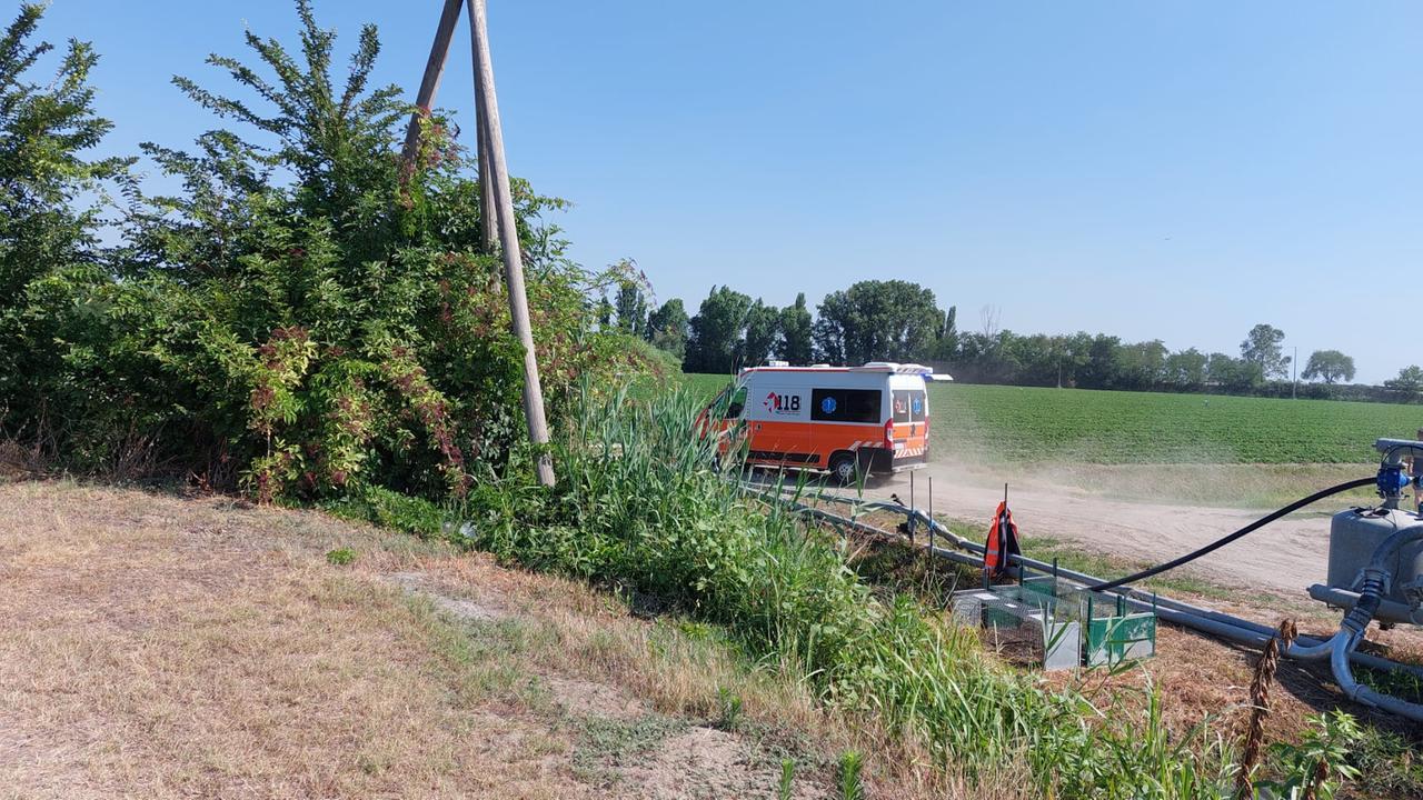 Muore schiacciata dal mezzo agricolo. Incidente sul lavoro a Volania
