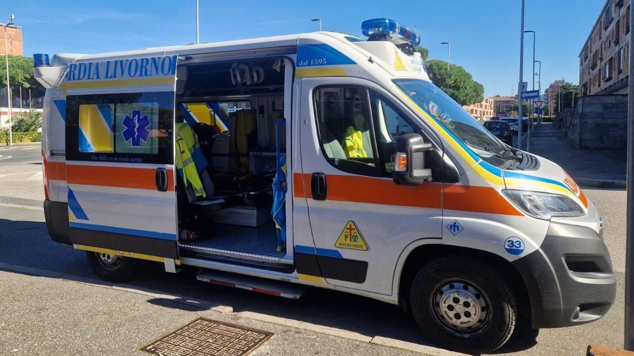 
	Un&rsquo;ambulanza della Misericordia di via Verdi (foto d&rsquo;archivio)

