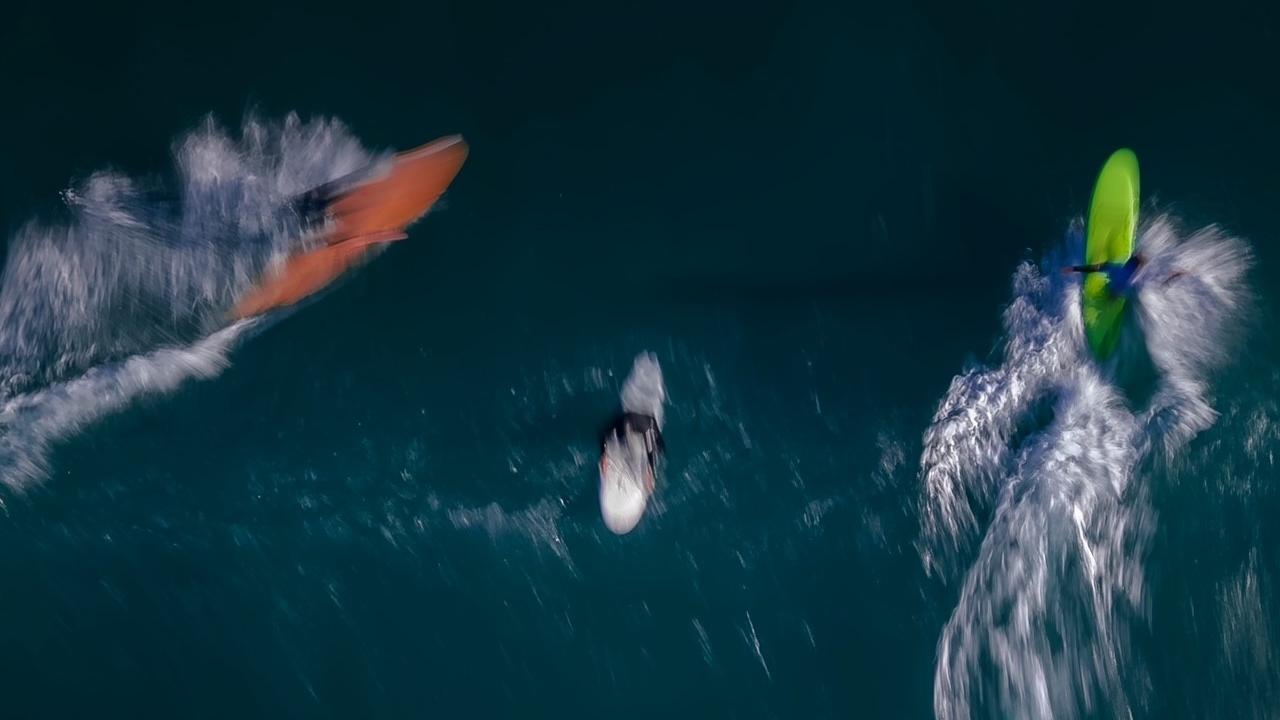 A Livorno il surf in modalità mosso creativo. Grazie a Marc Saylon