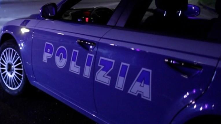 Alghero, la polizia chiude una discoteca: i clienti sono un pericolo per il traffico