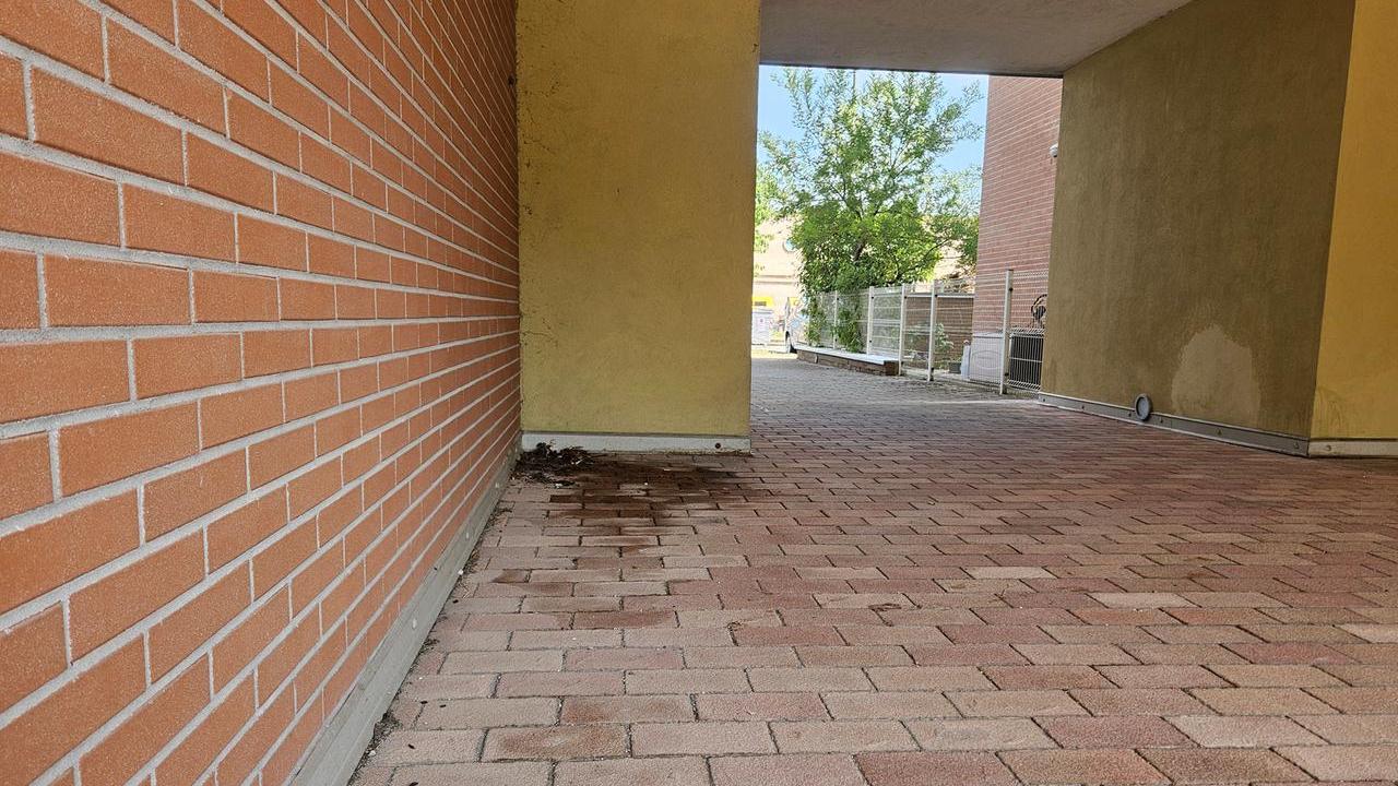 Ferrara, il condominio di via Tognazzi casa dei senzatetto