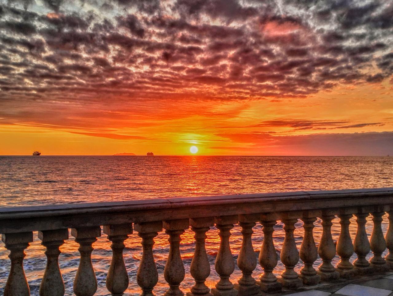Livorno città dei tramonti. Grazie ad Alessandra Tozzi