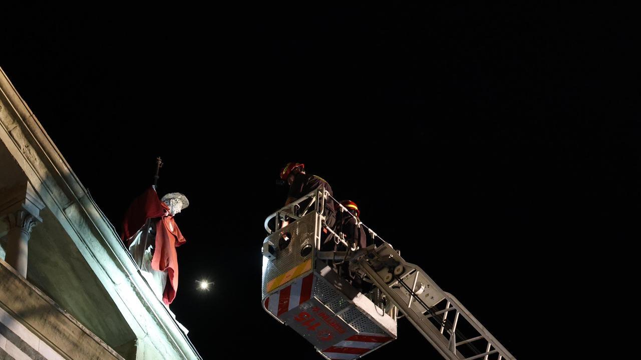 La vestizione di San Jacopo (foto Nucci)