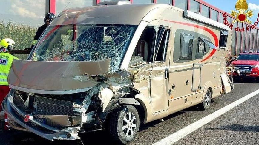 Il camper coinvolto nell'incidente