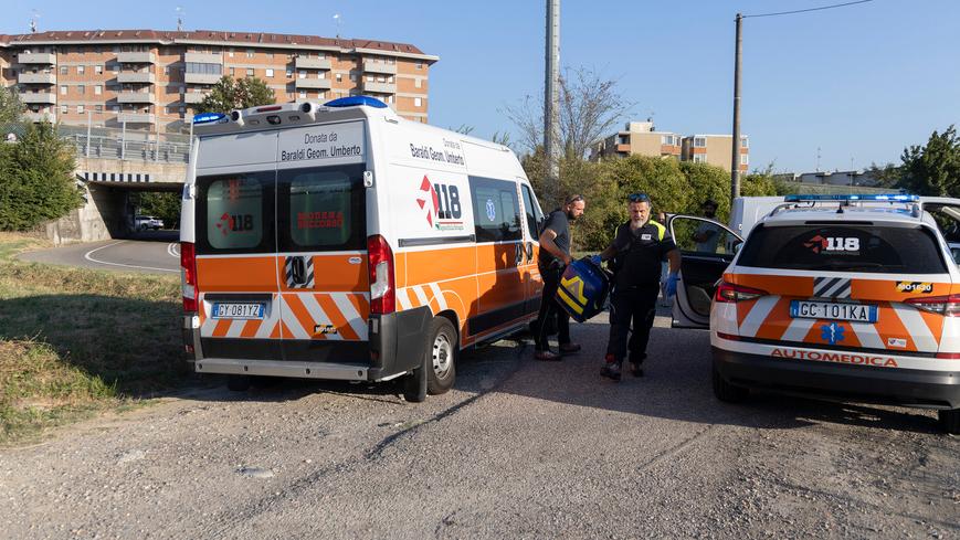 I soccorsi in via Nonantolana (Foto Esposito)