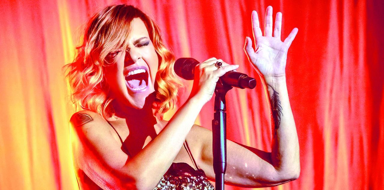 Irene Grandi: «I miei primi 30 di carriera tra discese e salite. Jovanotti, Pino, Vasco: che regalo immenso incontrarli»