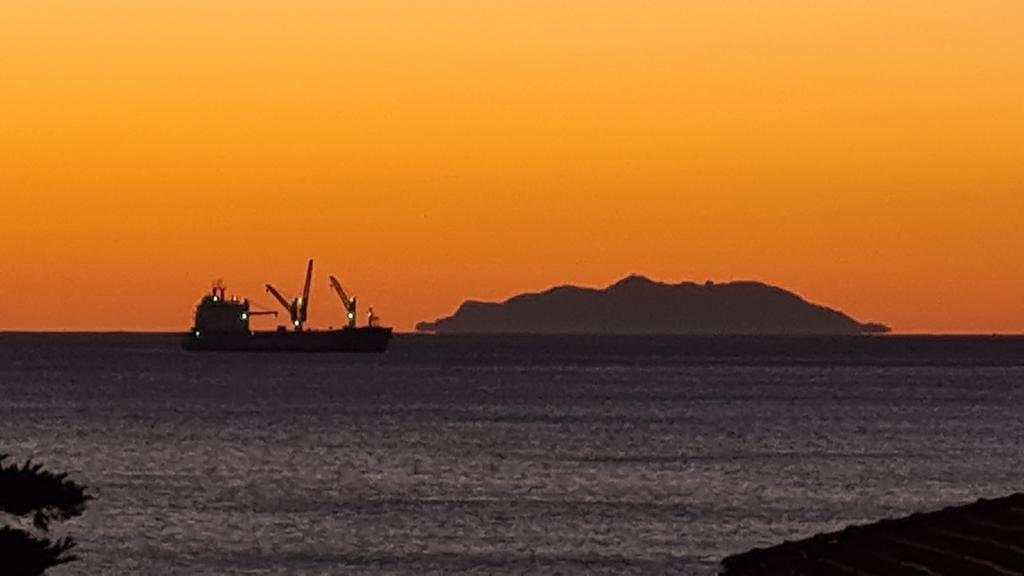 Livorno e la nave che “spinge” la Gorgona. Grazie ad Alice Smareglia