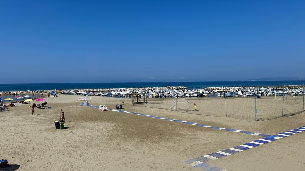 Follonica, degrado a Senzuno: esposti per sicurezza, rumori e feste notturne in spiaggia