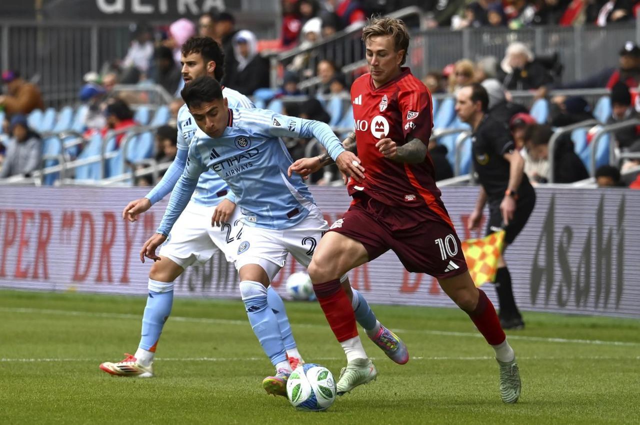 
	Federico Bernardeschi

