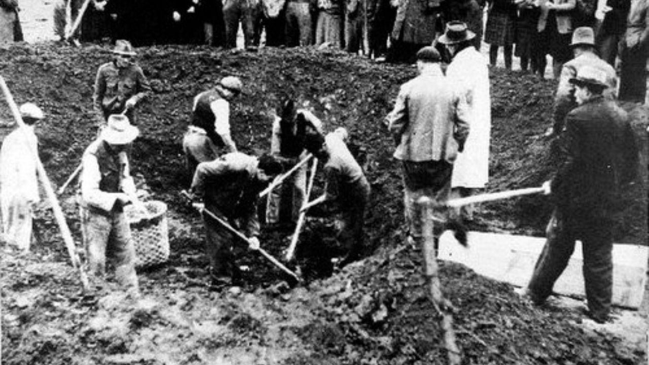 La riesumazione dei cadaveri alla fine della guerra