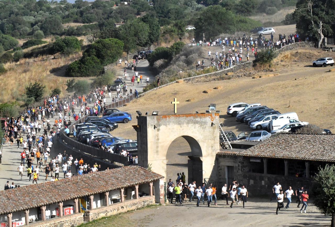 
	Un momento dell'Ardia a piedi (servizio fotografico di Francesco Pinna)


