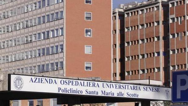 Scontro sulle Collacchie, cinque feriti: ventenne sbalzato fuori dall’auto ricoverato in rianimazione