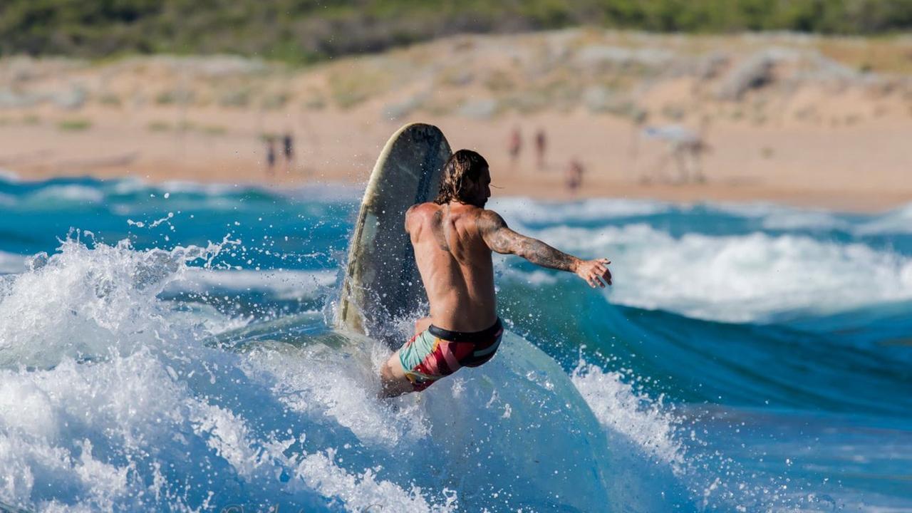 L’isola delle onde: in Sardegna surf, windsurf e kite come alle Hawaii