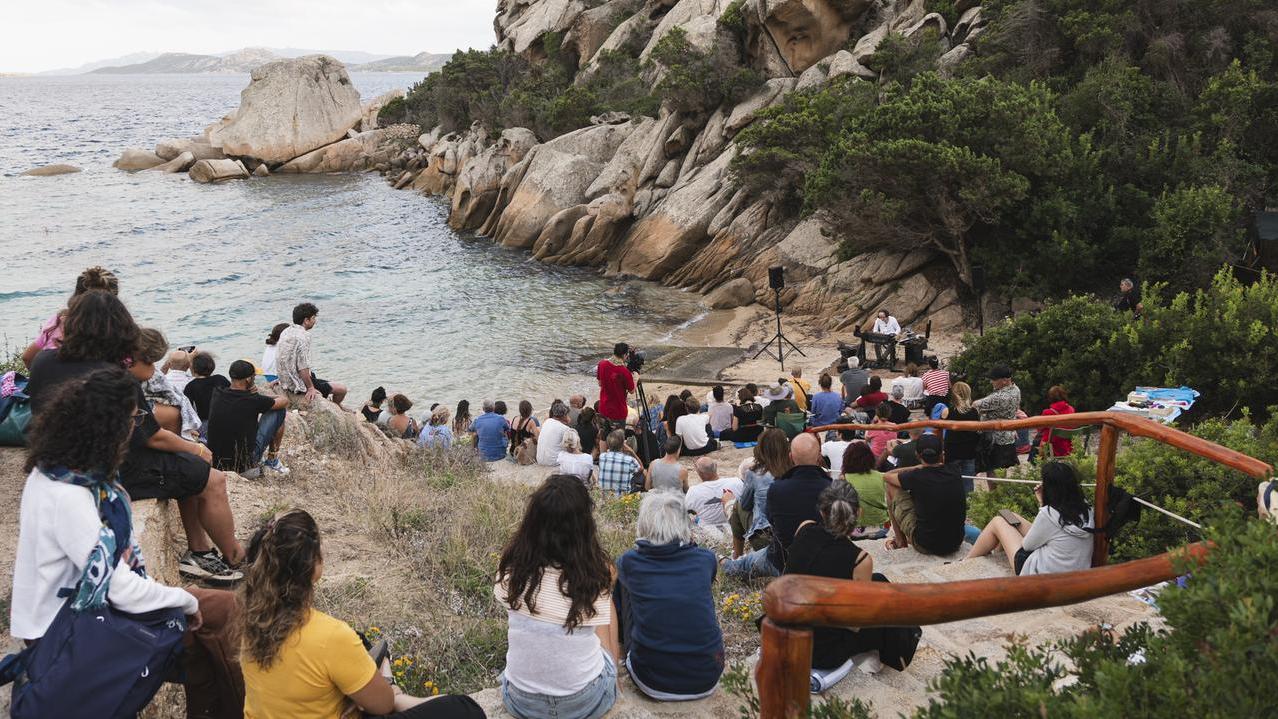 “Isole che parlano”, l’edizione 2025 in programma dal 6 al 14 settembre