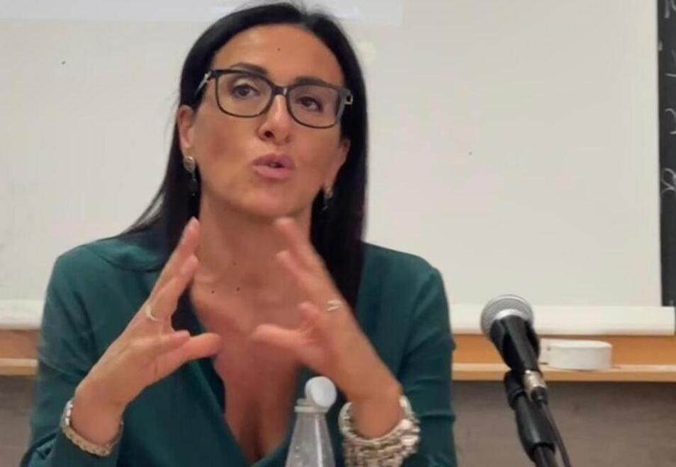 Femminicidio, arriva il reato autonomo: «Non è solo giustizia, è un segnale culturale. Serve una svolta contro la violenza maschile”<br>
