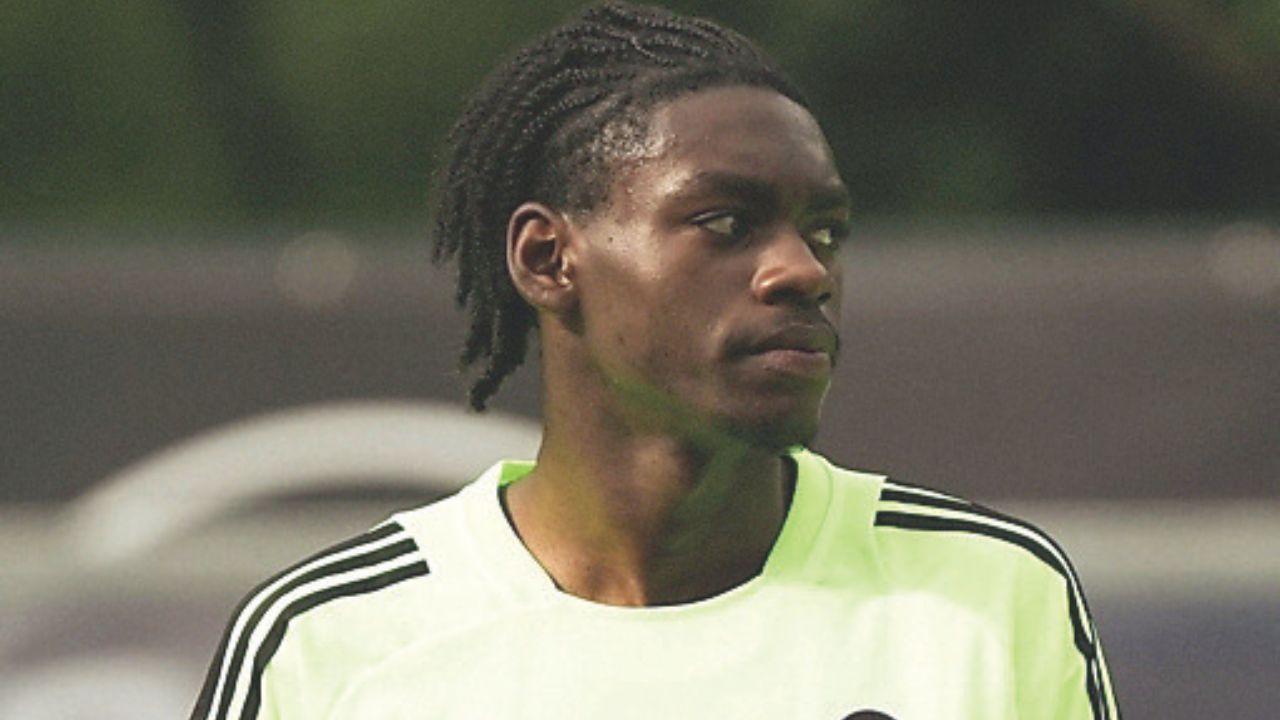 
	Jeremy Kandje Mbambi

