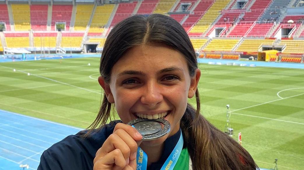 Laura Frattaroli frantuma il primato sardo dei 400 metri