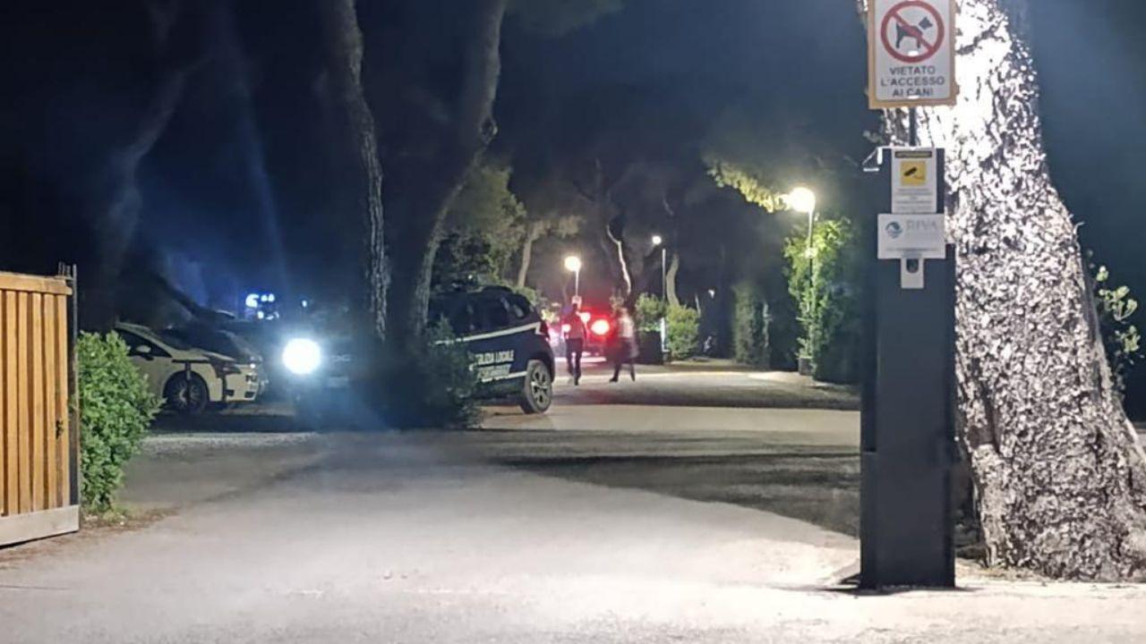 
	Le forze dell'ordine nel camping (foto di Toti Bello)

