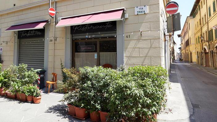 Il locale ora chiuso all’interno del quale avvenne l’infortunio