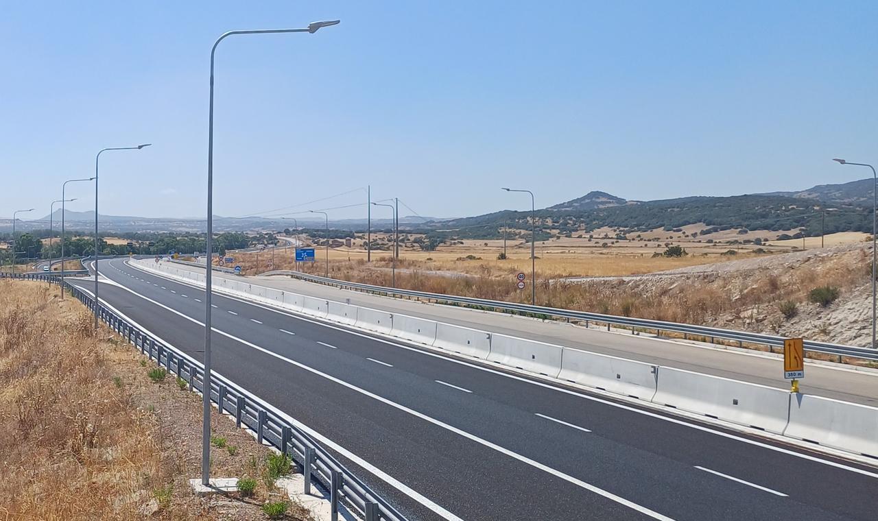 Dodici chilometri di nuovo asfalto: chiuso il cantiere sulla Sassari Olbia