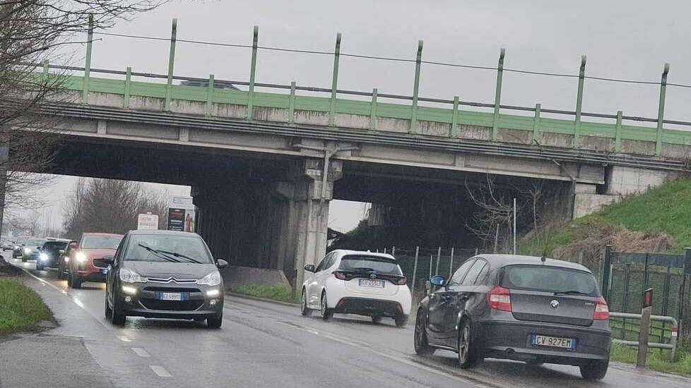 
	Il cavalcavia dell'A1 in via Emilia Ovest

