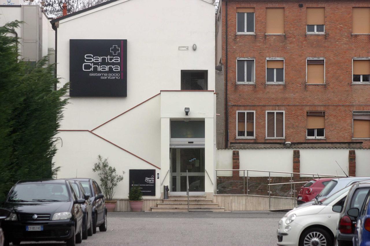 Ferrara, «condizioni difficili e oss in fuga» dalla casa di riposo