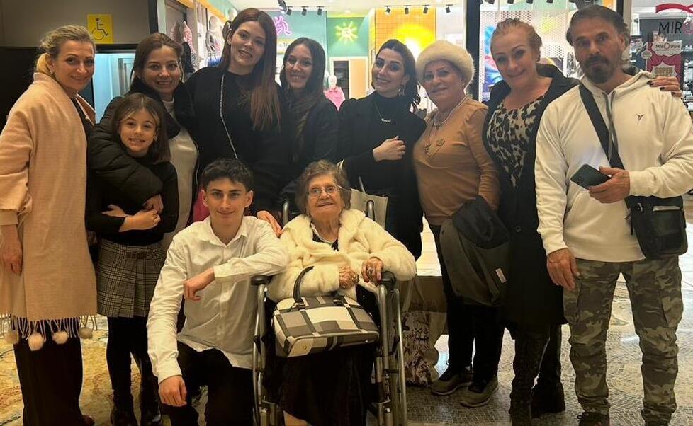 
	Che festa per Giuseppina

