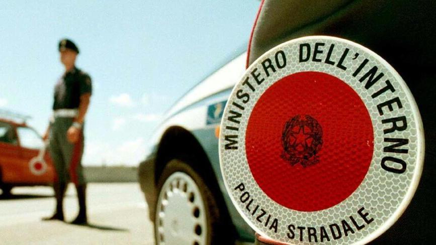 Ferrara, mezzo chilo di cocaina nell’auto: uomo arrestato dalla Polstrada