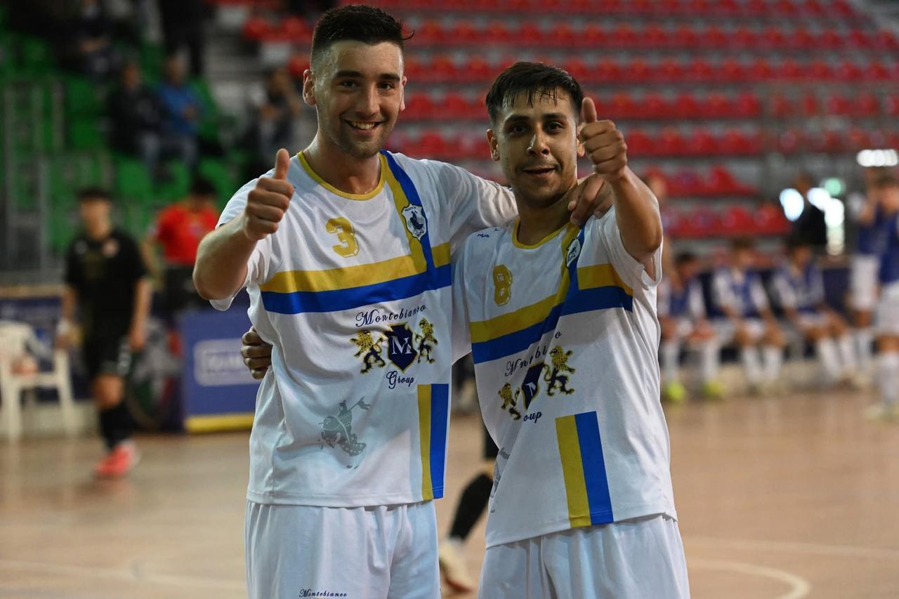 
	Sergio Nieto e Santiago Angeloff, tesserati per il Prato calcio a 5

