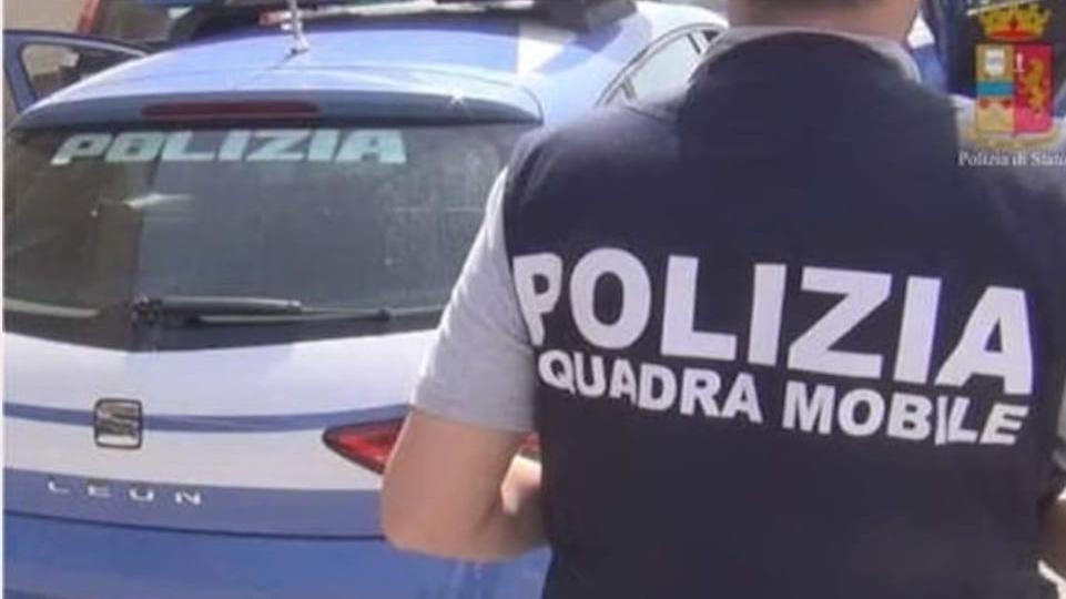 Hascisc, marijuana e 540 dosi di shaboo: arrestati i pusher